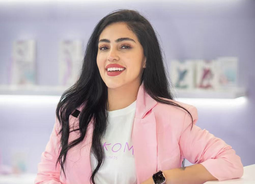Meet Estef Palacios: A Sexologist, Educator, and Advocate for Pleasure Without Shame