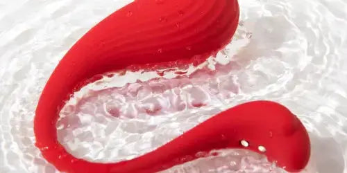 SVAKOM | Sex toys and water: how to play and clean up SVAKOM | Sex toys and water: how to play and clean up
