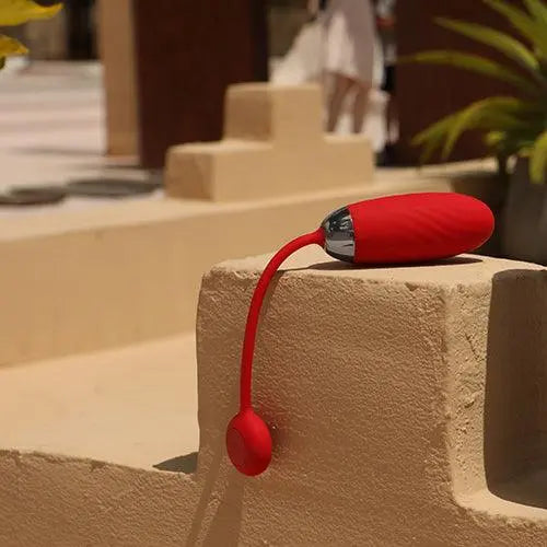ELLA | App-controlled Egg Vibrator - SVAKOM ELLA | App-controlled Egg Vibrator - SVAKOM